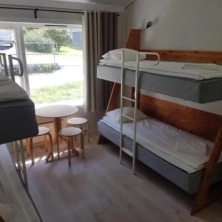 Folgefonn Gjestetun Hotel *